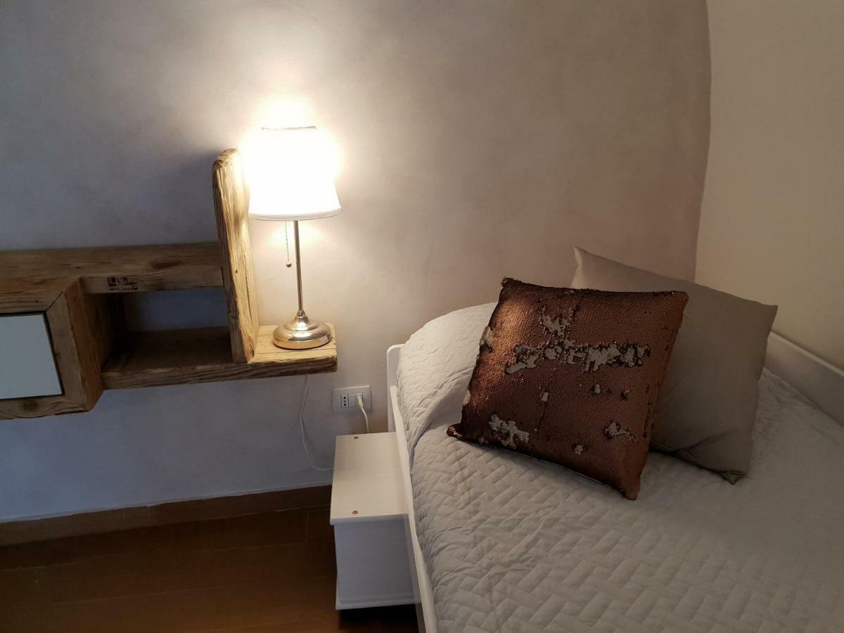 Casa Vacanze Don Vincenzo โมโนโปลี ภายนอก รูปภาพ